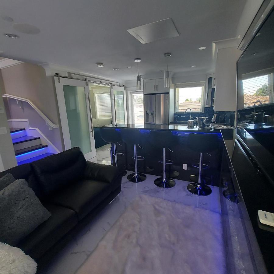 Beautiful Bright 3 Bed Townhouse Lejlighed Vancouver Eksteriør billede