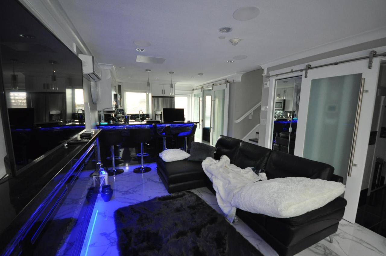 Beautiful Bright 3 Bed Townhouse Lejlighed Vancouver Eksteriør billede