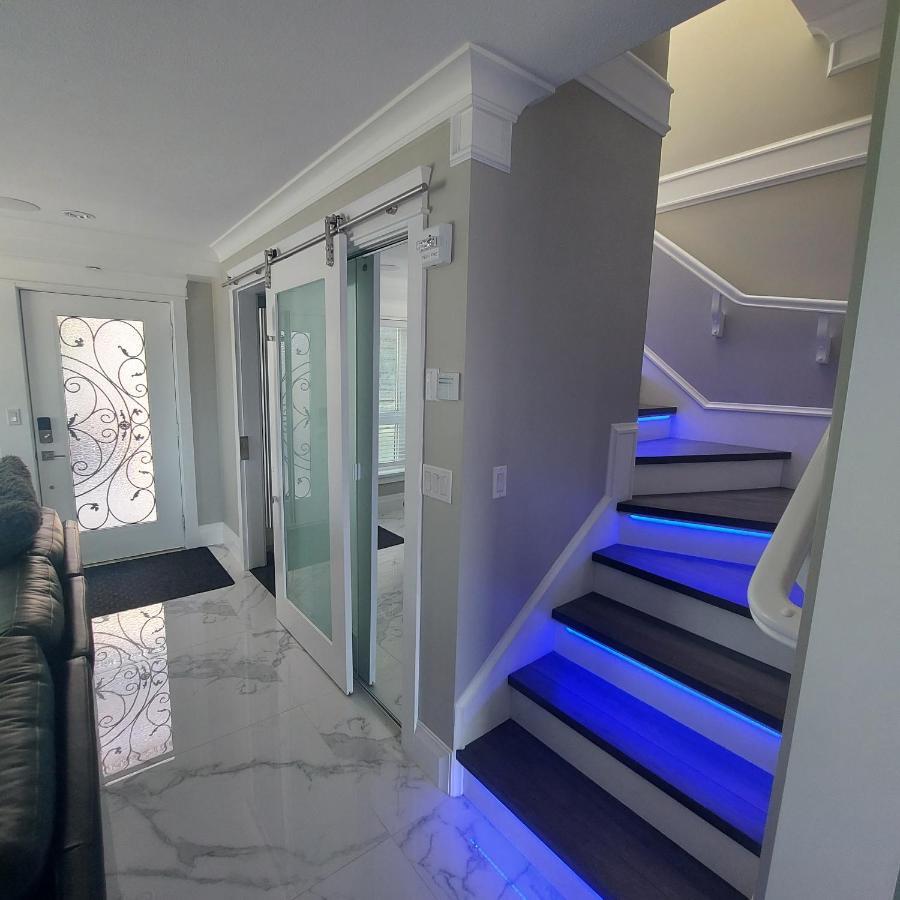 Beautiful Bright 3 Bed Townhouse Lejlighed Vancouver Eksteriør billede